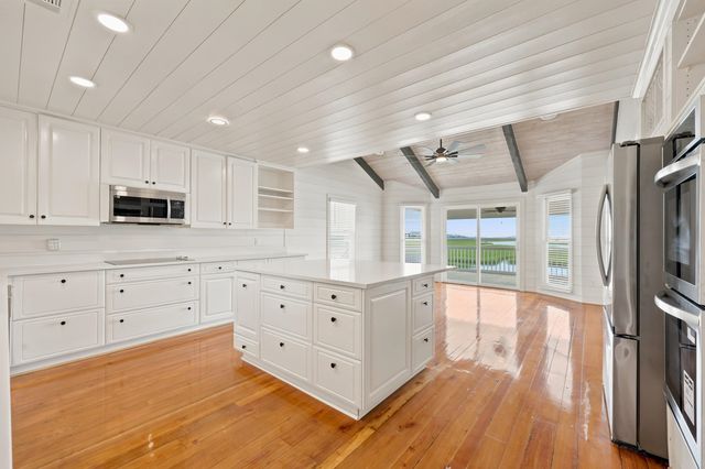 75 Marsh Hen Dr., Pawleys Island, SC 29585