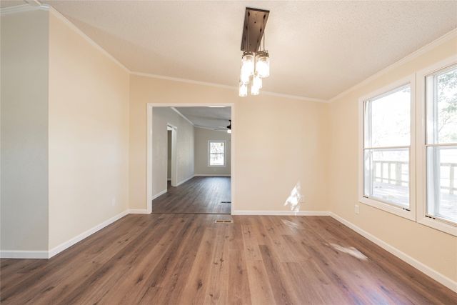 204 Rs County Road 1503, Point, TX 75472