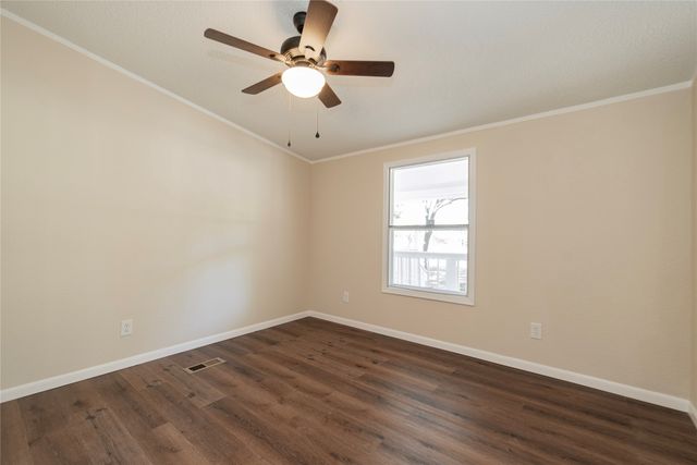 204 Rs County Road 1503, Point, TX 75472