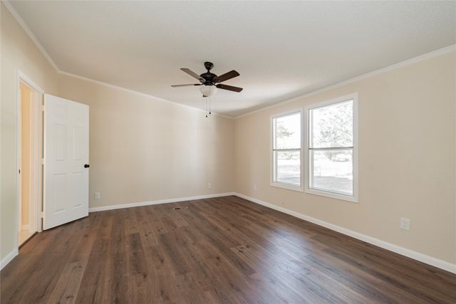 204 Rs County Road 1503, Point, TX 75472