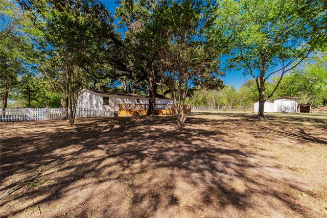 204 Rs County Road 1503, Point, TX 75472
