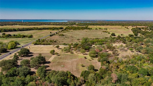 204 Rs County Road 1503, Point, TX 75472