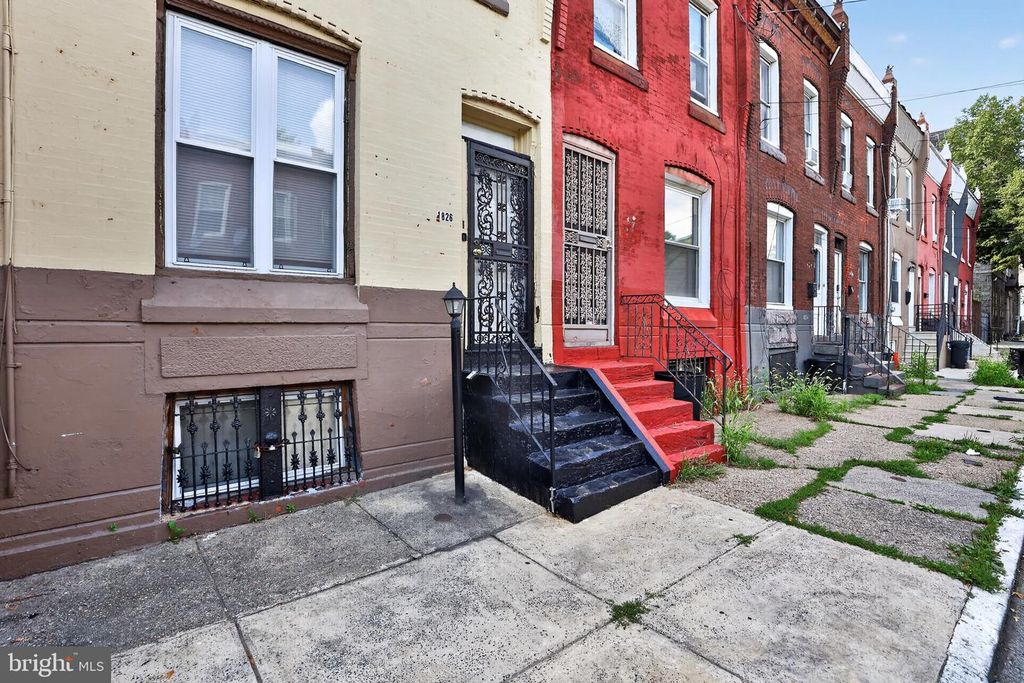 1826 N CROSKEY ST, PHILADELPHIA, PA 19121 — photo 2