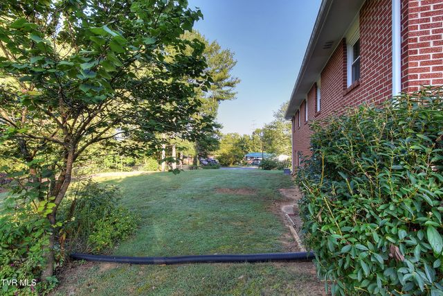 119 Evergreen Road, Jonesborough, TN 37659