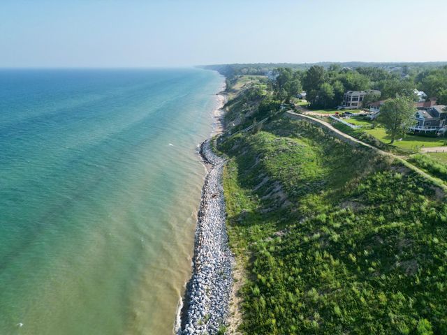 7219 Orchard Road, South Haven, MI 49090