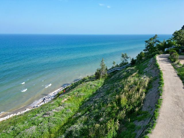 7219 Orchard Road, South Haven, MI 49090