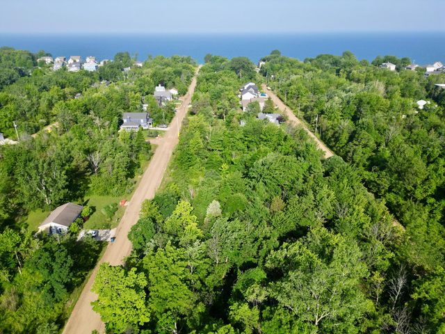 7219 Orchard Road, South Haven, MI 49090