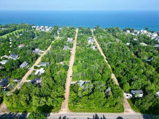 7219 Orchard Road, South Haven, MI 49090