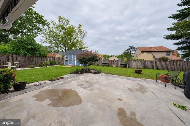 23 IRIS CT, Mount Laurel, NJ 08054