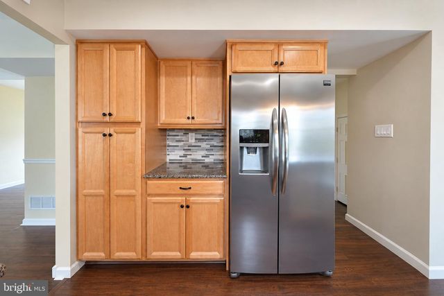 23 IRIS CT, Mount Laurel, NJ 08054