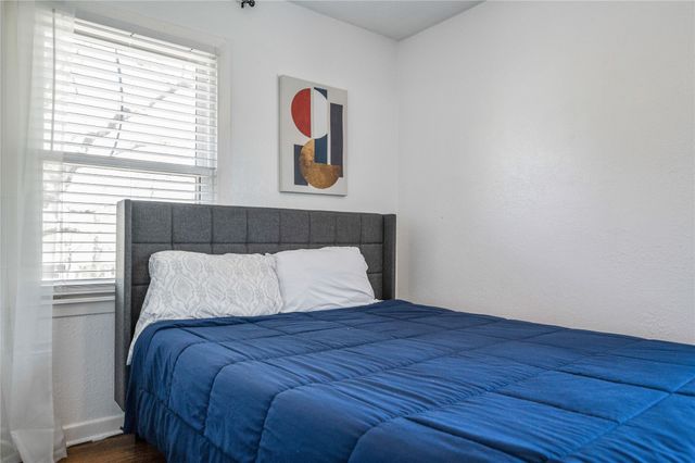 1725 Meadowlark Lane, Denison, TX 75020