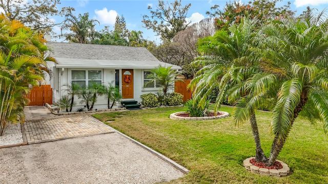 3752 57TH AVENUE N, St Petersburg, FL 33714