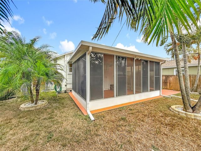 3752 57TH AVENUE N, St Petersburg, FL 33714