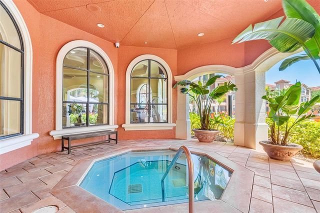 2733 VIA CIPRIANI 820B, Clearwater, FL 33764