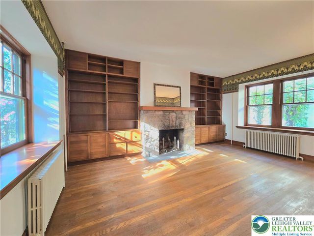 105 Pine Top Trail, Bethlehem City, PA 18017