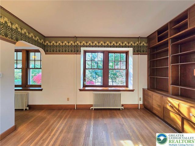 105 Pine Top Trail, Bethlehem City, PA 18017