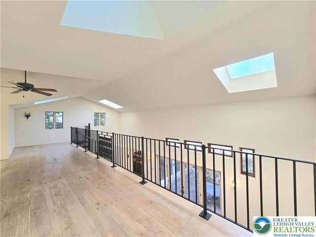 105 Pine Top Trail, Bethlehem City, PA 18017