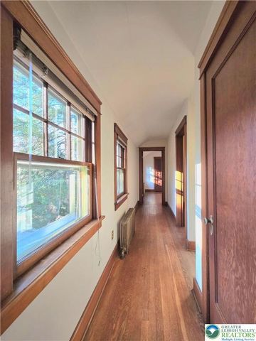 105 Pine Top Trail, Bethlehem City, PA 18017