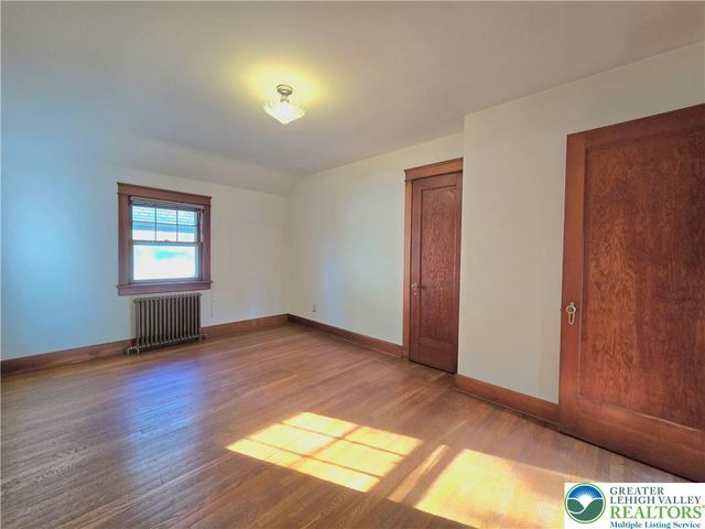 105 Pine Top Trail, Bethlehem City, PA 18017