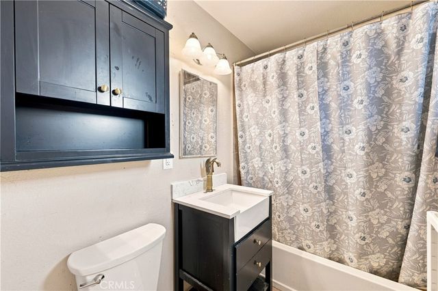 17527 Harwick Court, Carson, CA 90746