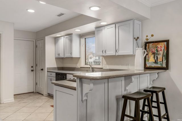 2728 Sunbird Cove, Fort Wayne, IN 46804