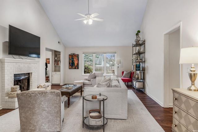 2728 Sunbird Cove, Fort Wayne, IN 46804