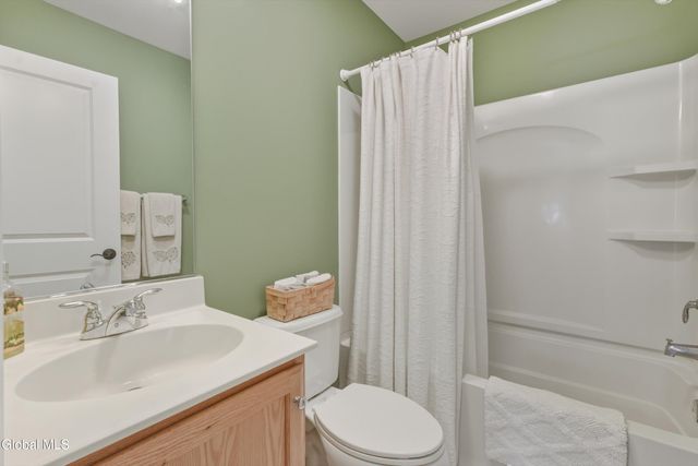 30 Pamela Lane, Saratoga Springs, NY 12866