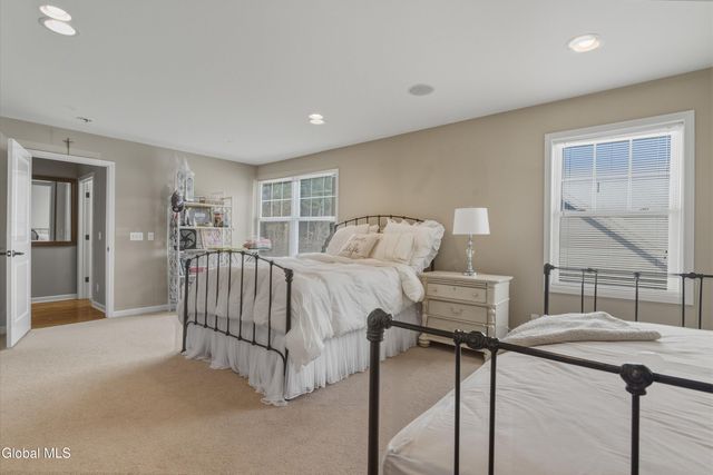 30 Pamela Lane, Saratoga Springs, NY 12866