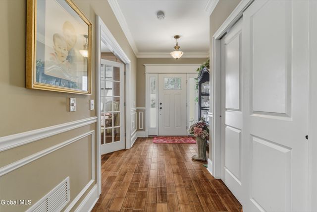 30 Pamela Lane, Saratoga Springs, NY 12866