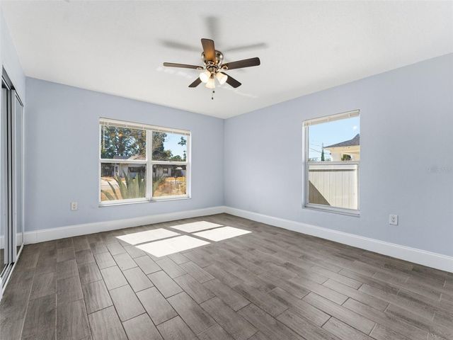 207 W BROAD STREET, Tampa, FL 33604