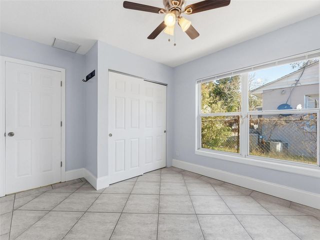 207 W BROAD STREET, Tampa, FL 33604