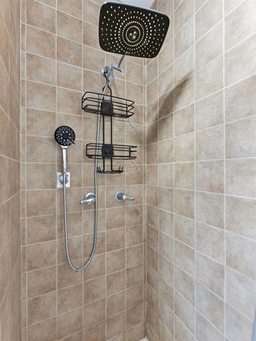 207 W BROAD STREET, Tampa, FL 33604