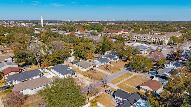 207 W BROAD STREET, Tampa, FL 33604