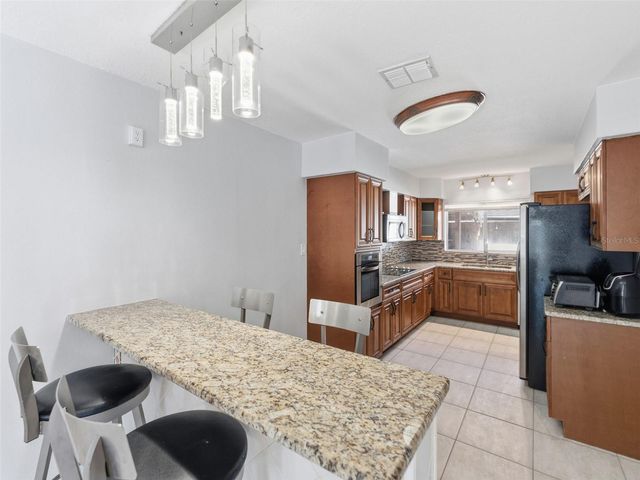 207 W BROAD STREET, Tampa, FL 33604