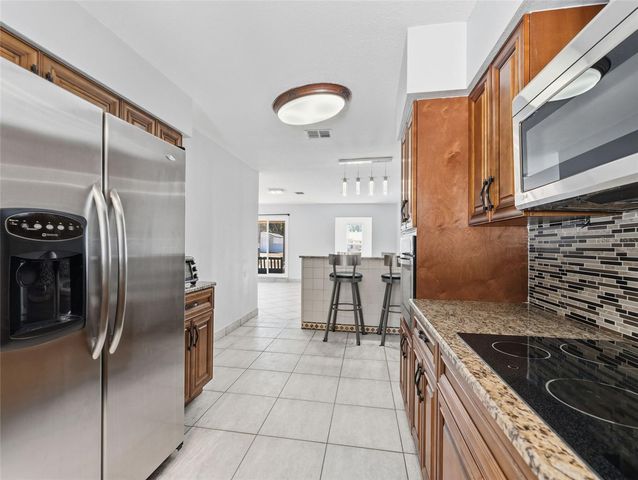 207 W BROAD STREET, Tampa, FL 33604