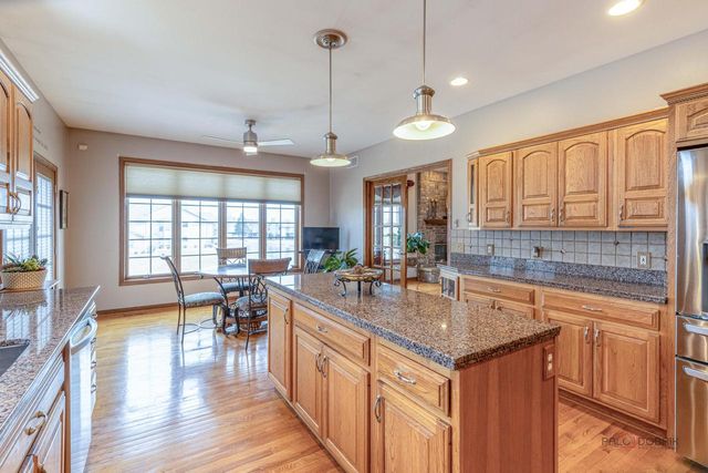 3210 13th PLACE, Kenosha, WI 53144