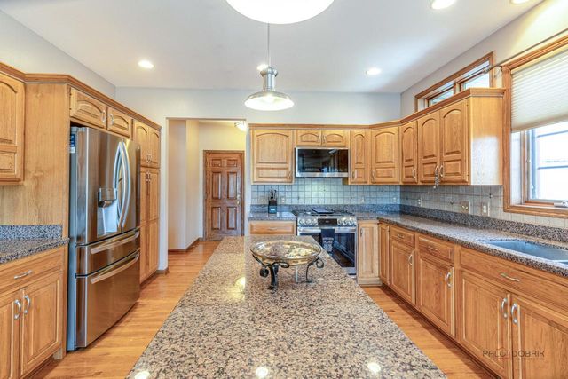 3210 13th PLACE, Kenosha, WI 53144