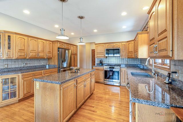 3210 13th PLACE, Kenosha, WI 53144