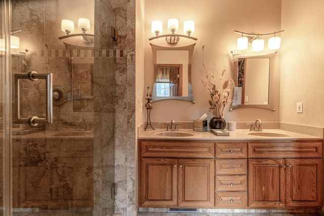 3210 13th PLACE, Kenosha, WI 53144