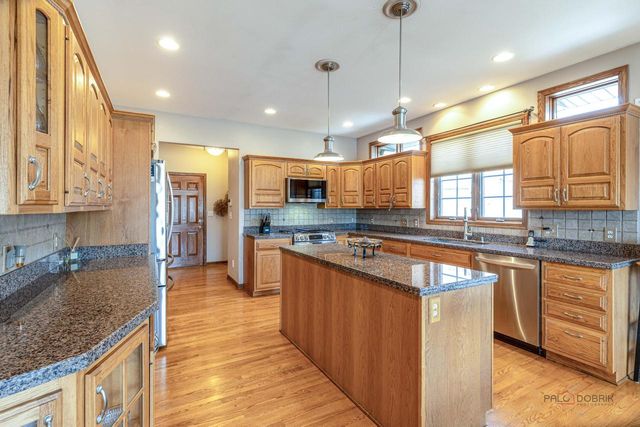 3210 13th PLACE, Kenosha, WI 53144