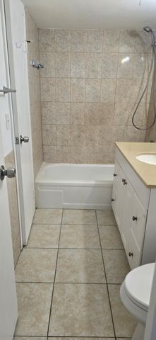 4851 NW 26TH Court 338, Lauderdale Lakes, FL 33313