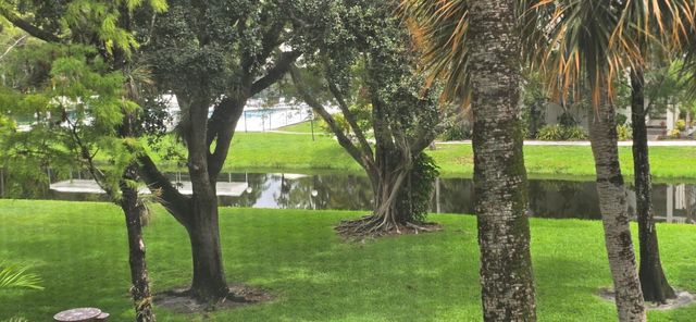 4851 NW 26TH Court 338, Lauderdale Lakes, FL 33313