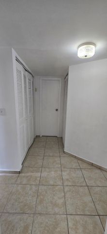 4851 NW 26TH Court 338, Lauderdale Lakes, FL 33313