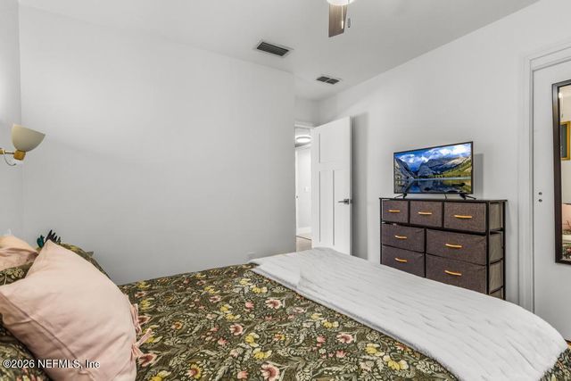 1602 7TH Street N, Jacksonville Beach, FL 32250