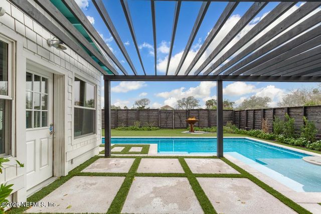 1602 7TH Street N, Jacksonville Beach, FL 32250