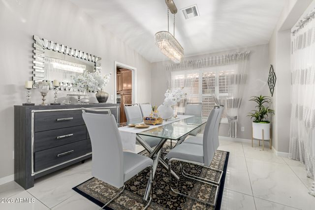 7608 W TONTO Drive, Glendale, AZ 85308