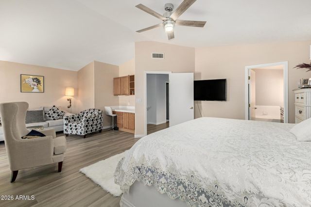 7608 W TONTO Drive, Glendale, AZ 85308