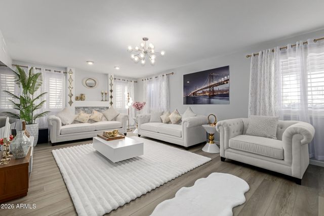 7608 W TONTO Drive, Glendale, AZ 85308