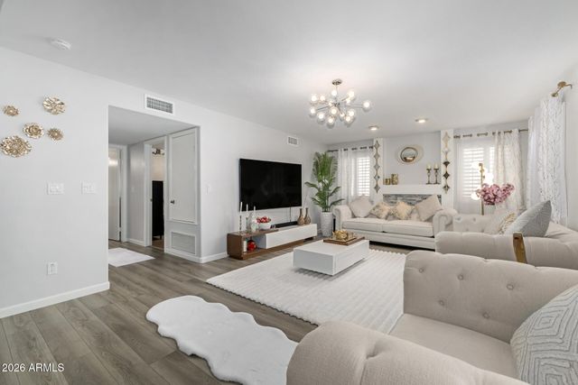 7608 W TONTO Drive, Glendale, AZ 85308