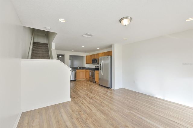 6824 DARTMOUTH HILL STREET, Riverview, FL 33578